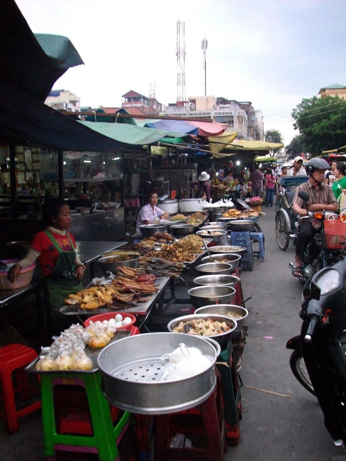 Riverside Backpackers Phnom Penh Exterior foto